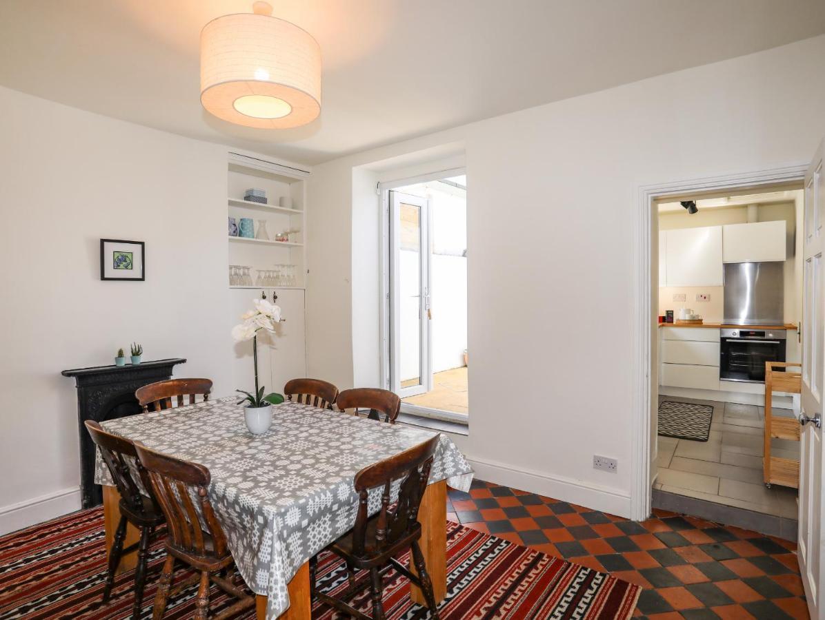 Bryn Tirion - Penrhynside Villa Conwy Eksteriør bilde
