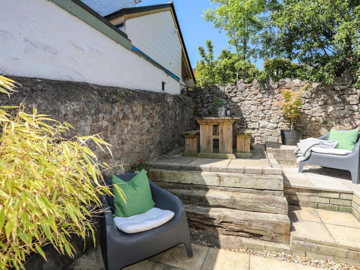 Bryn Tirion - Penrhynside Villa Conwy Eksteriør bilde